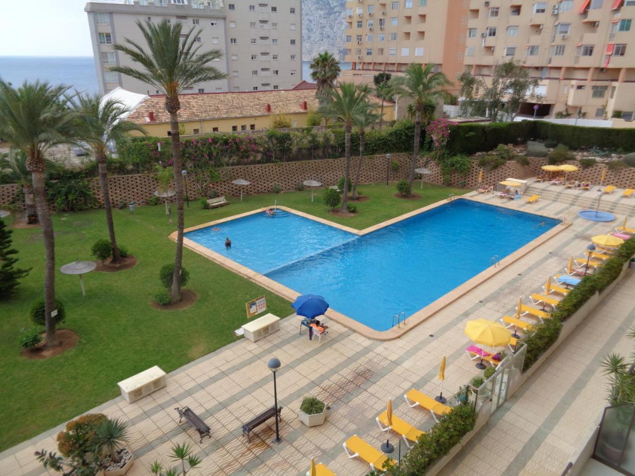 Edificio Calpplace Bagian luar foto